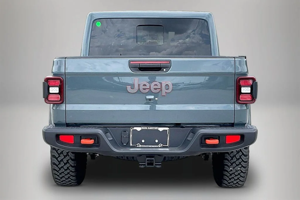 New 2026 Anvil Clear-Coat Exterior Paint Jeep Mojave image 3