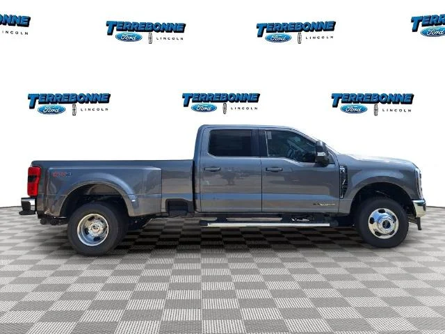 New 2026 Carbonized Gray Metallic Ford F-350® XLT image 32