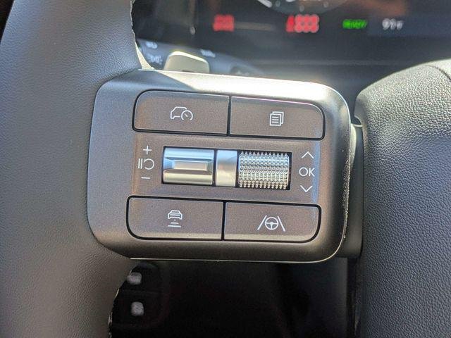 New 2027 White Hyundai Blue SEL Premium 8P image 27