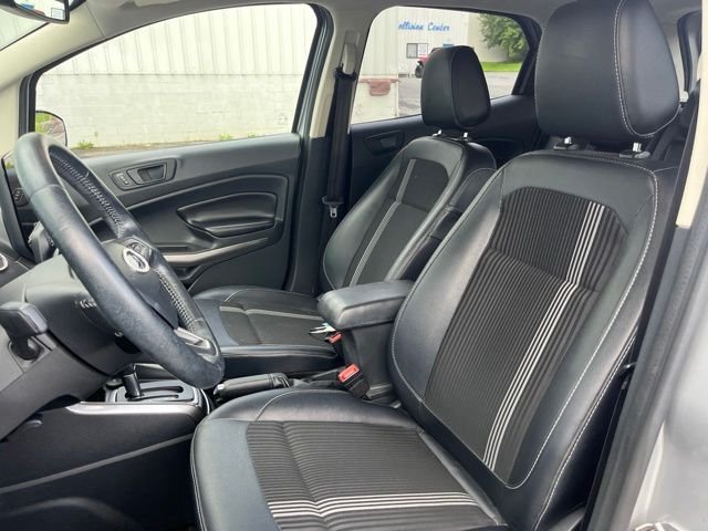 Used 2019 Silver Ford SES image 12