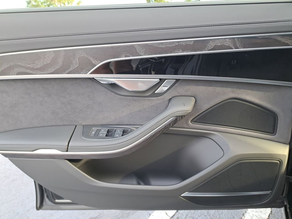 2025 Audi A8 Base - Photo 14