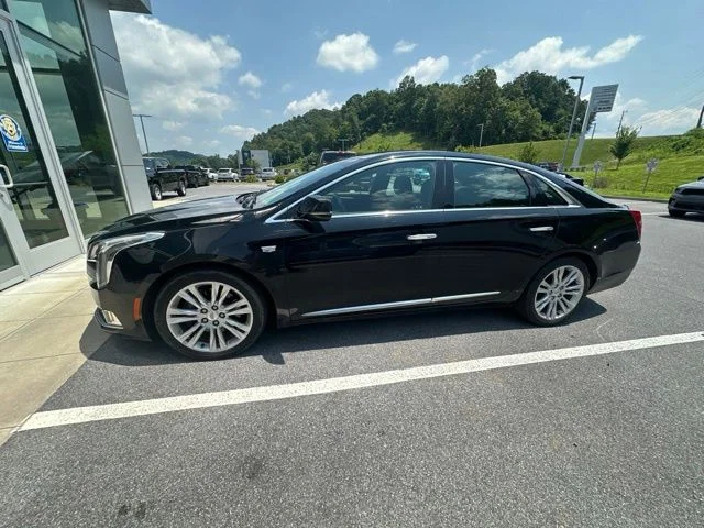 Used 2019 Black Cadillac Luxury image 4