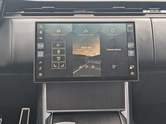 Used 2025 Eiger Grey Metallic Land Rover SE image 17