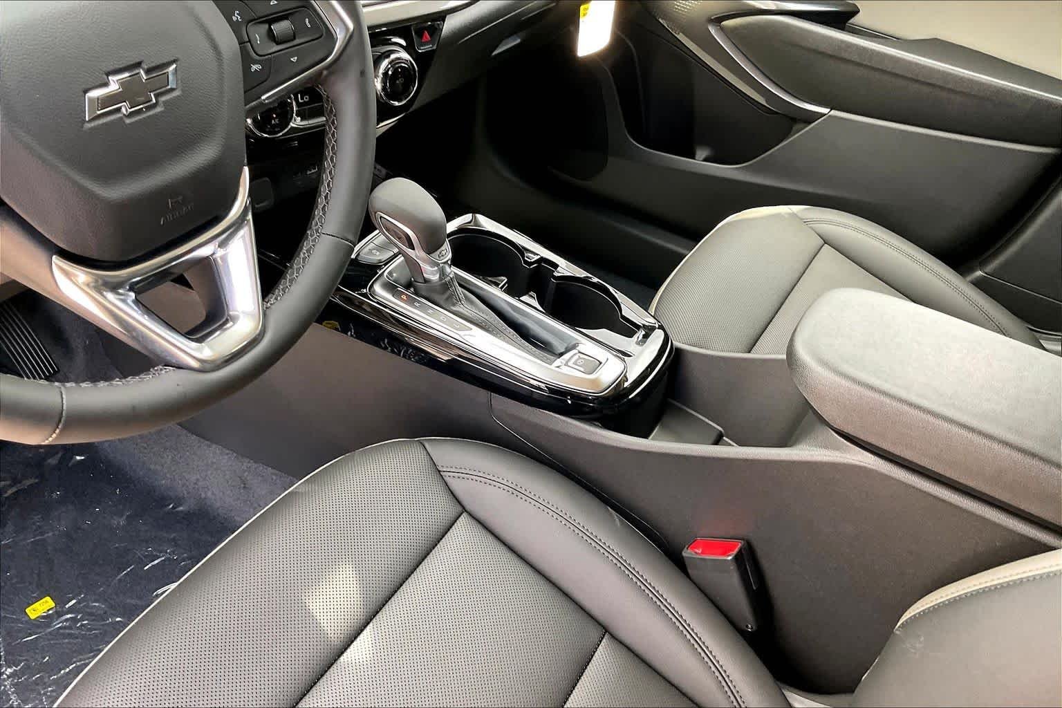 2026 Chevrolet Trax Activ - Photo 8