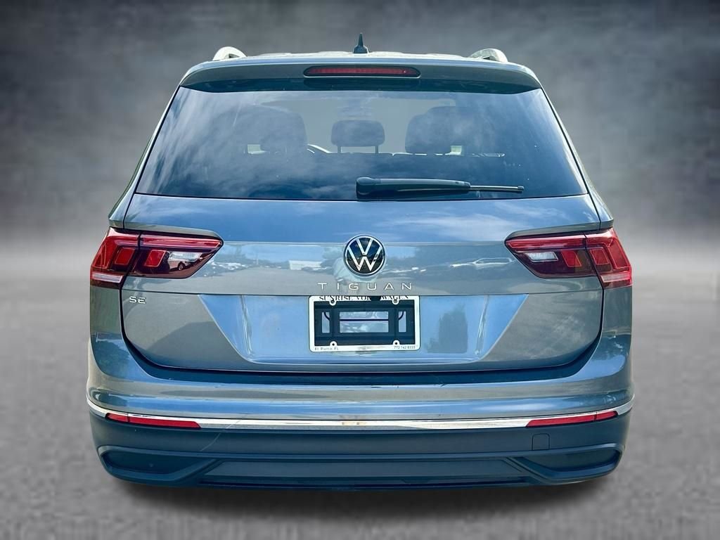 Used 2024 Gray Volkswagen 2.0T SE image 6