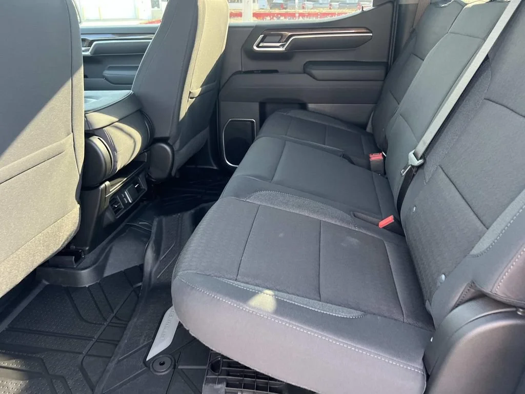 New 2026 Summit White Chevrolet LT image 9