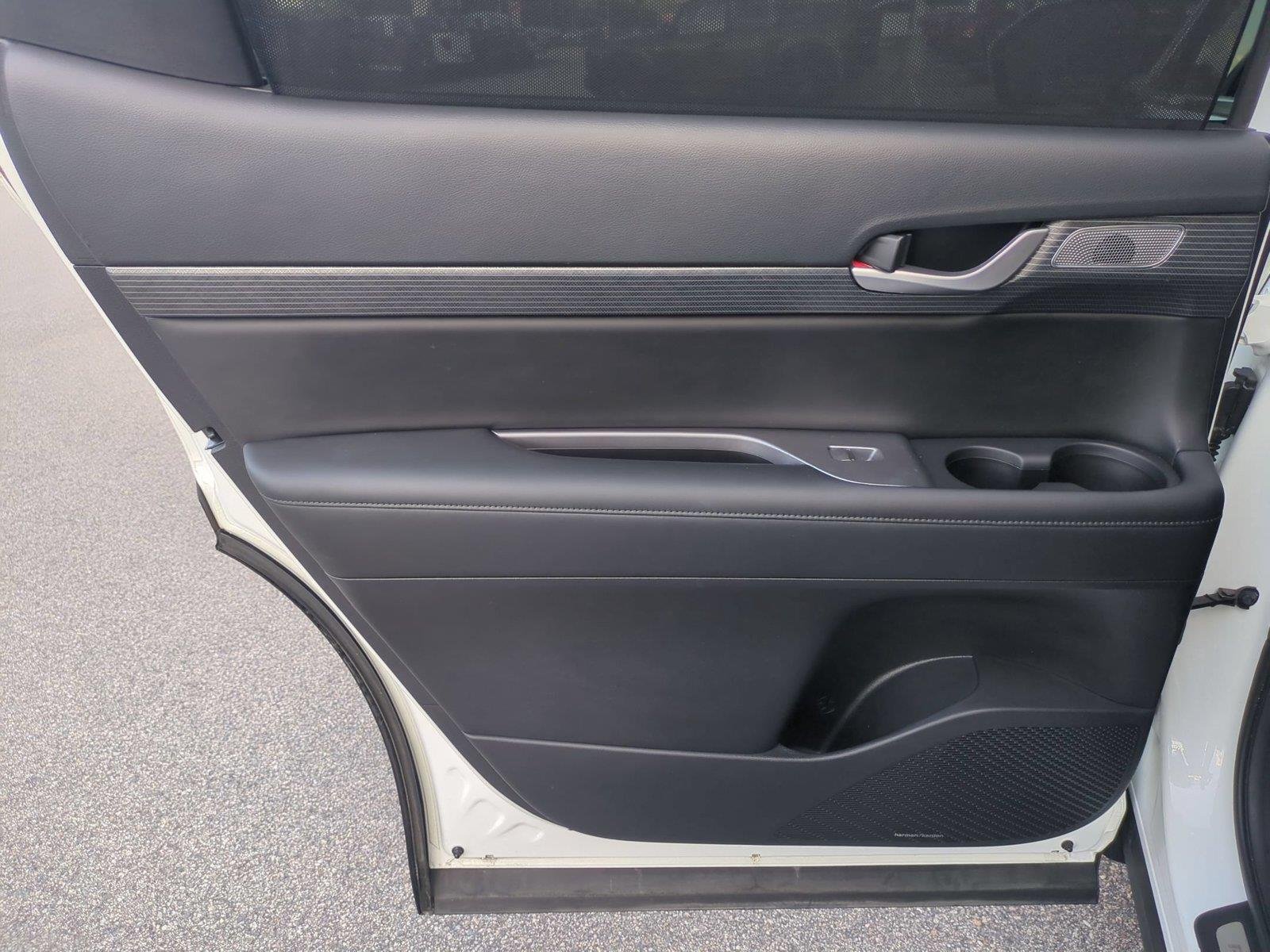 Used 2024 Hyper White Hyundai Limited image 32