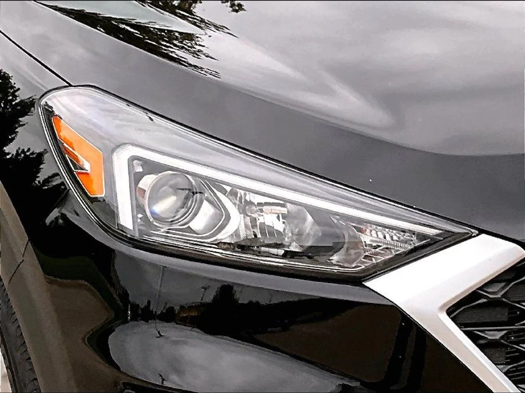 Used 2019 Black Hyundai Value image 34