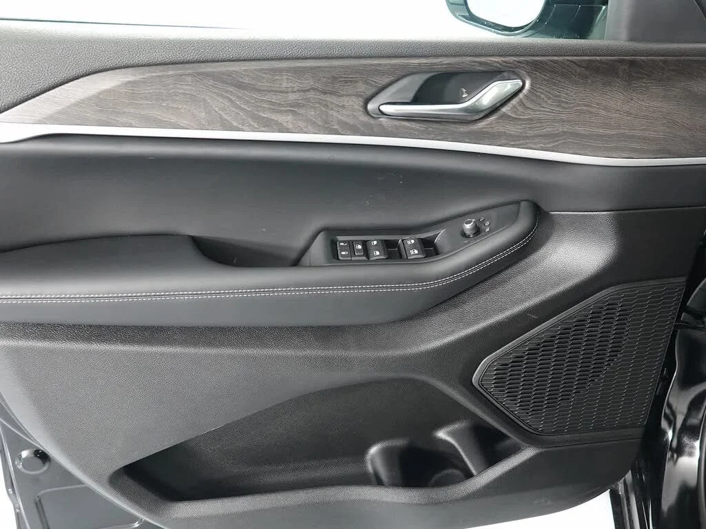 New 2026 Black Jeep Altitude image 15