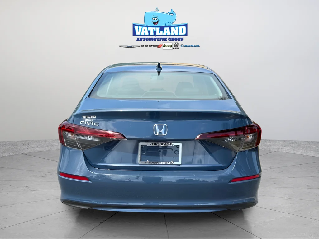 2026 Honda Civic LX - Photo 4