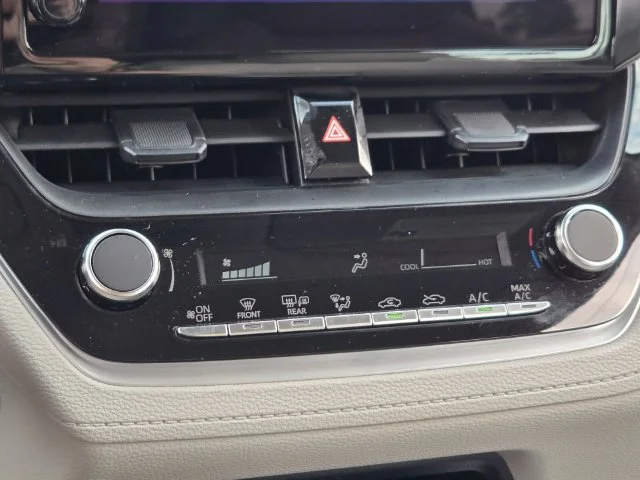 Used 2026 Silver Toyota L image 28