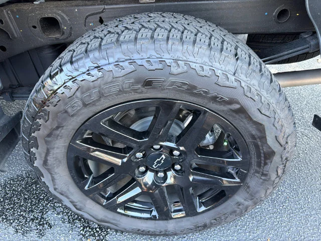 Used 2026 Sterling Gray Metallic Chevrolet LT Trail Boss image 19