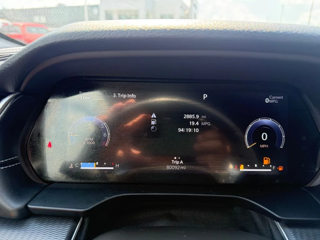 Used 2023 Silver Jeep Altitude X image 15