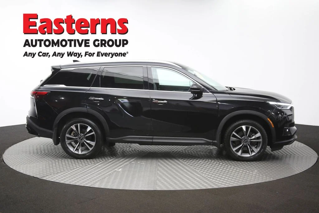 Used 2023 Black INFINITI LUXE image 50