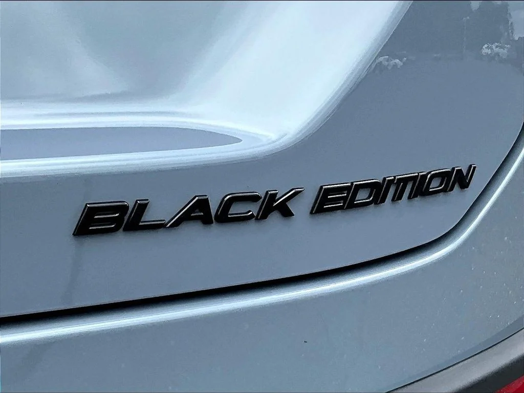 Used 2025 Sonic Gray Pearl Honda Black Edition image 27