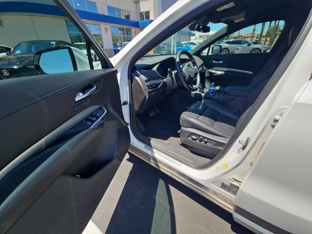 Used 2023 White Cadillac Premium Luxury image 7