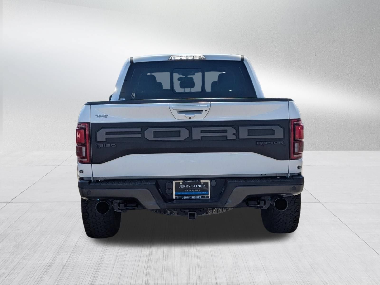 Used 2019 Oxford White Ford Raptor image 4
