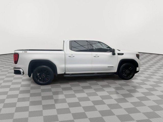 Used 2024 Summit White GMC Elevation image 43