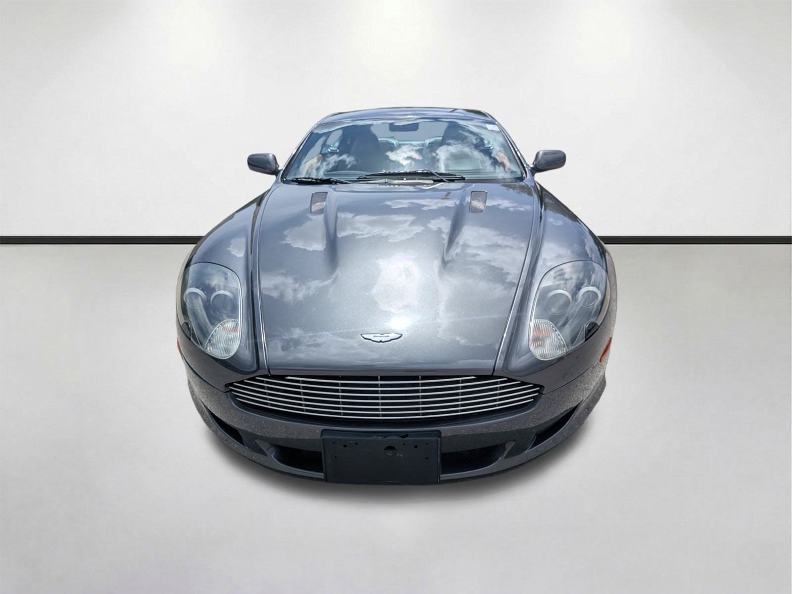 Used 2005 Snow Shadow Gray Aston Martin Base image 12
