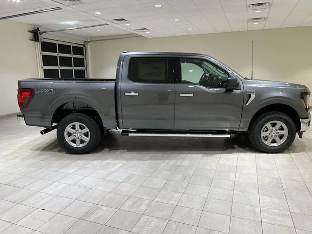 New 2025 Gray Ford XLT image 6