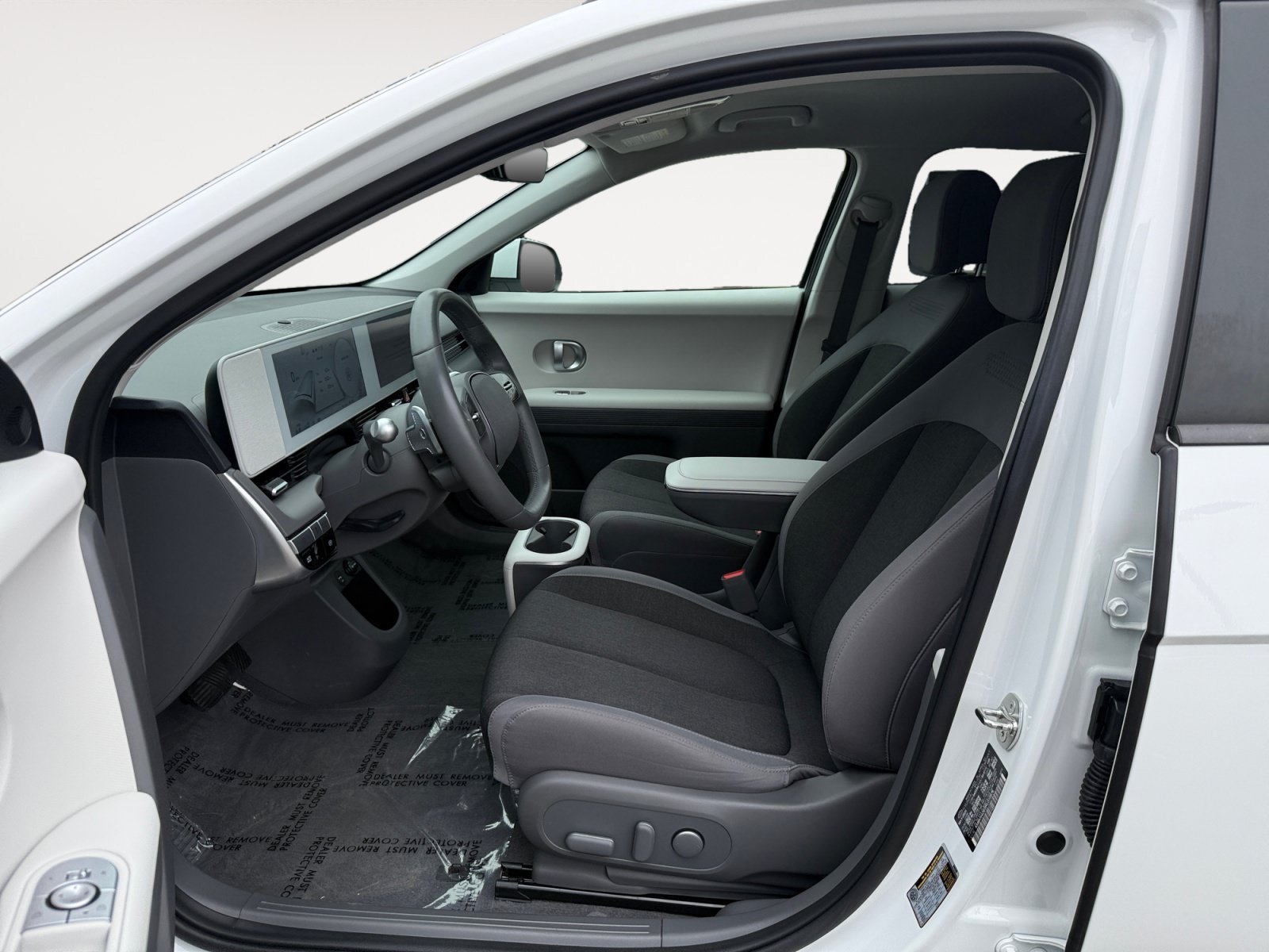 Certified Used 2024 Atlas White Hyundai SEL image 10