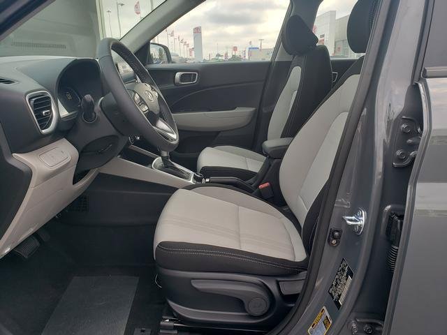 New 2026 Gray Hyundai SEL image 10