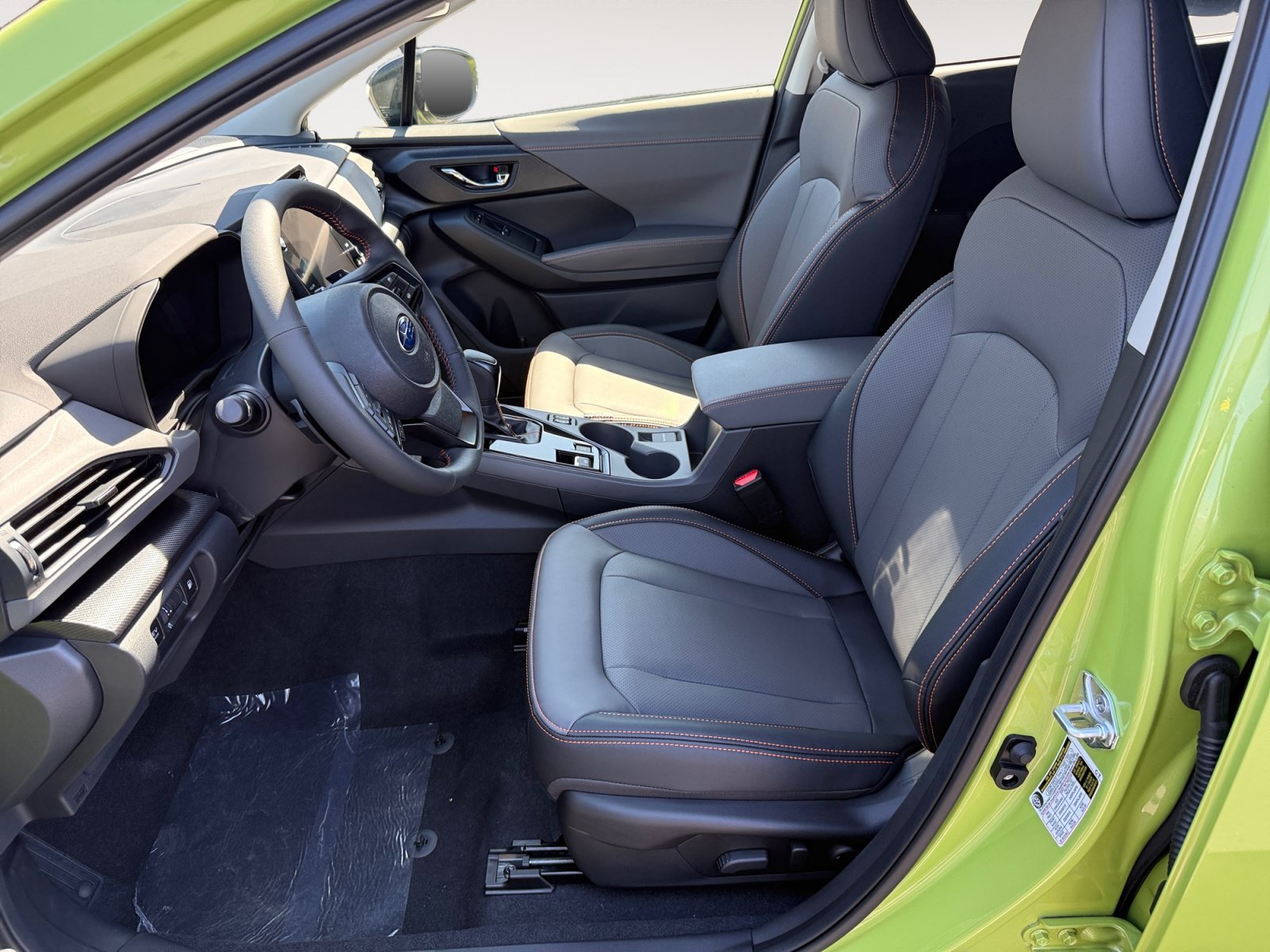 New 2026 CITRON YELLOW PEARL Subaru Limited Hybrid image 10