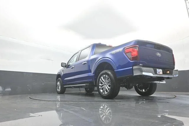 New 2026 Blue Ford XLT image 37