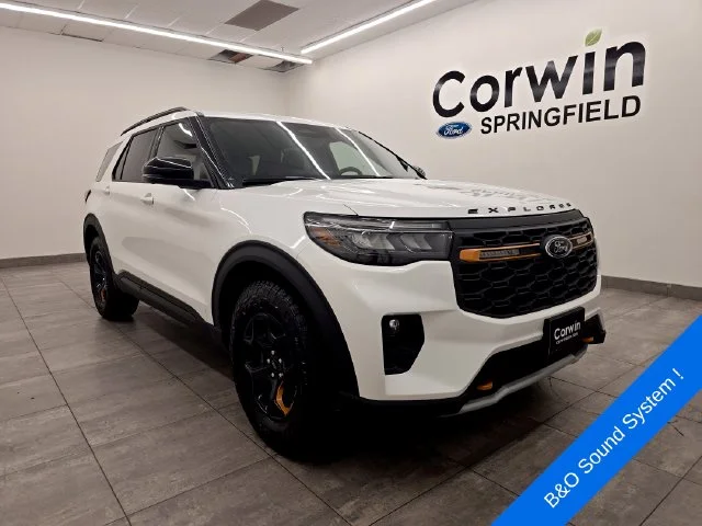New 2026 Star White Metallic Tri-Coat Ford Tremor® image 7