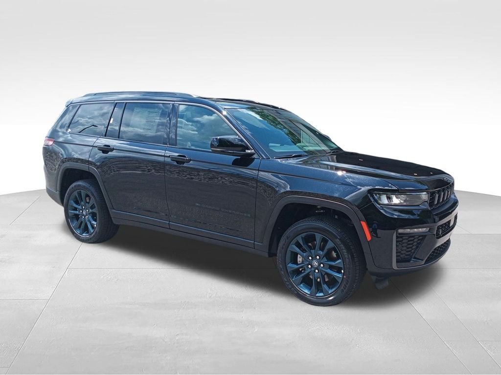 New 2026 Diamond Black Crystal Pearl-Coat Exterior Paint Jeep  image 7