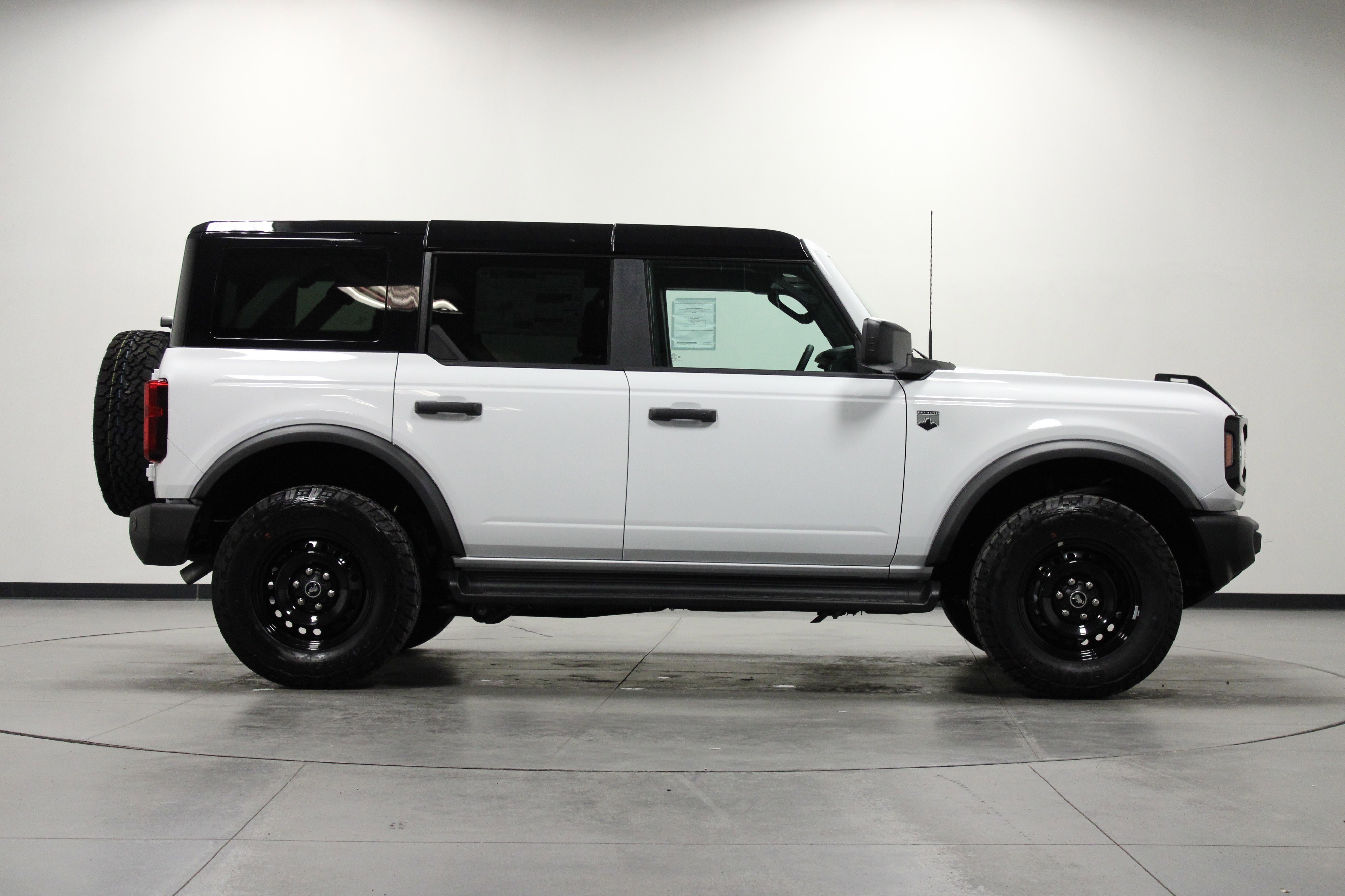 New 2026 Oxford White Ford Big Bend image 3