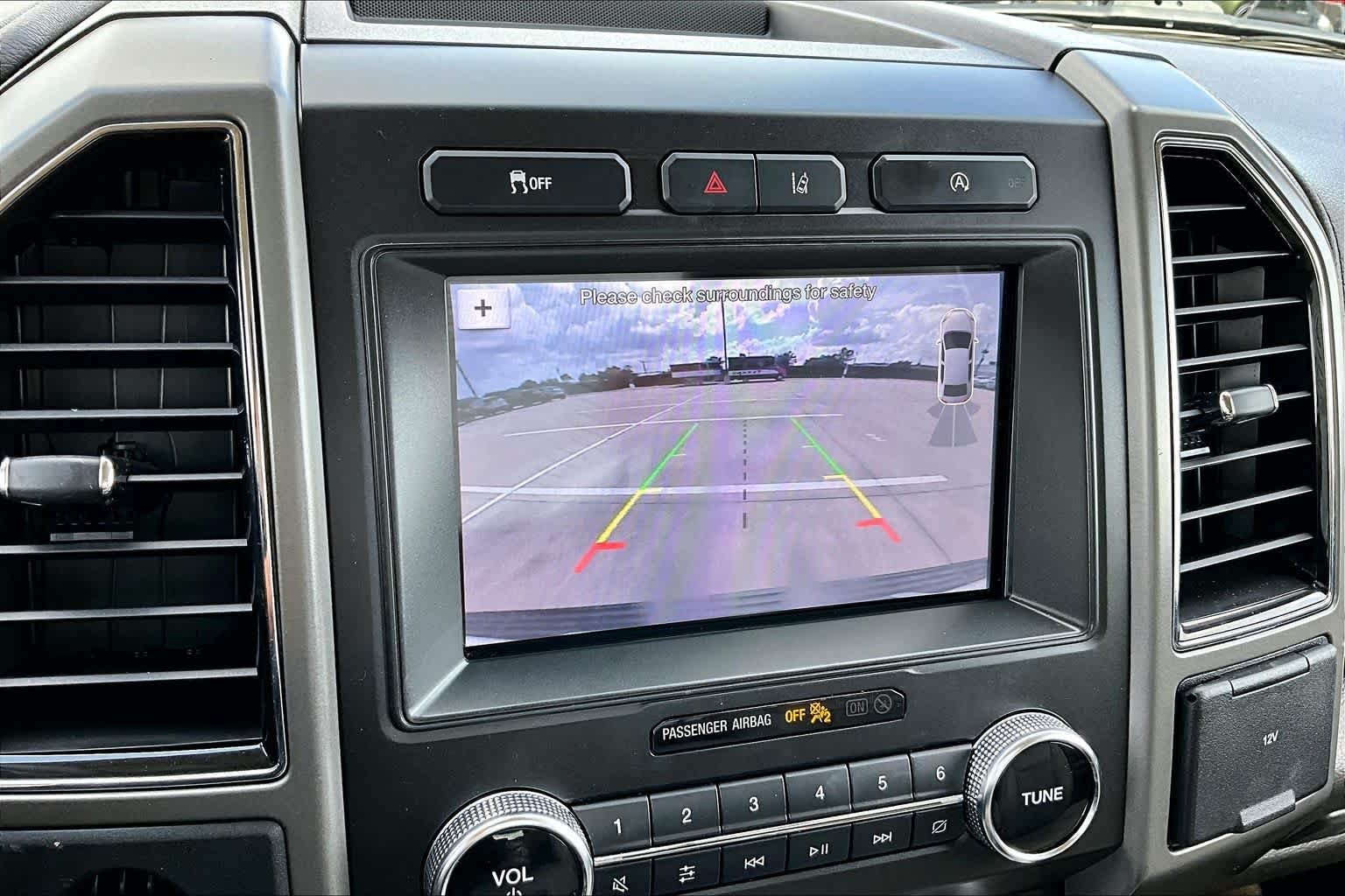 Used 2019 Oxford White Ford XLT image 27
