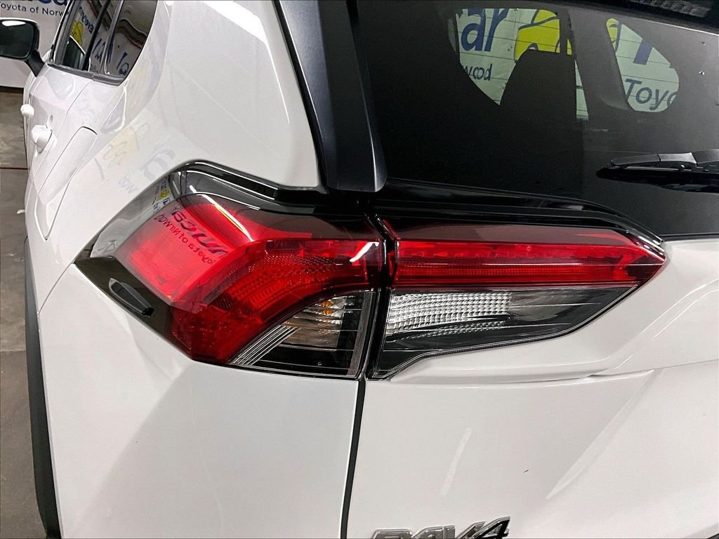 Used 2024 White Toyota XLE image 32