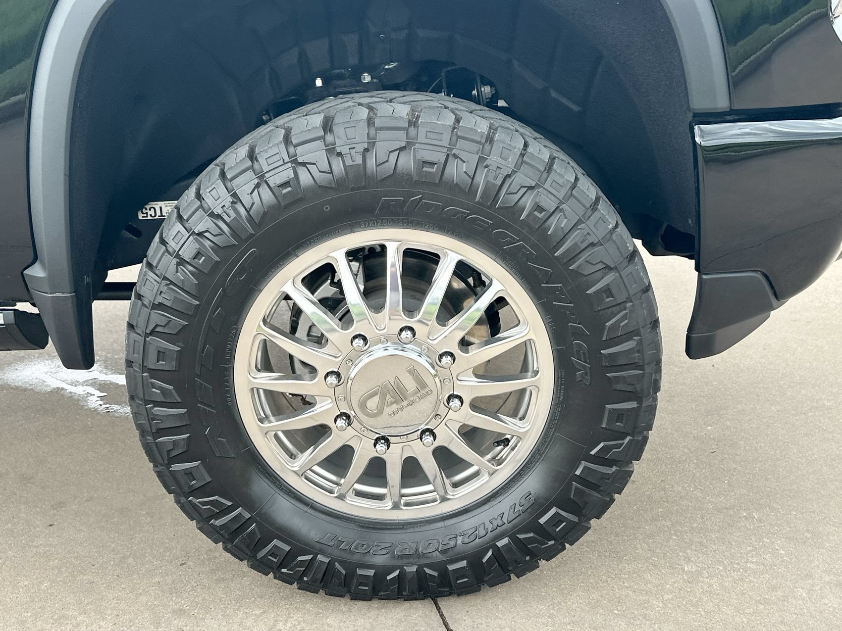 New 2026 Black Chevrolet High Country image 10