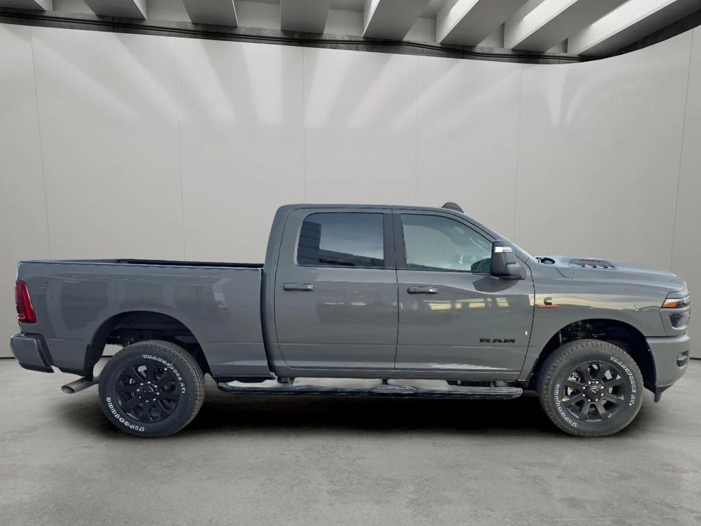 New 2026 Ceramic Gray Clear-Coat Exterior Paint RAM Laramie image 6