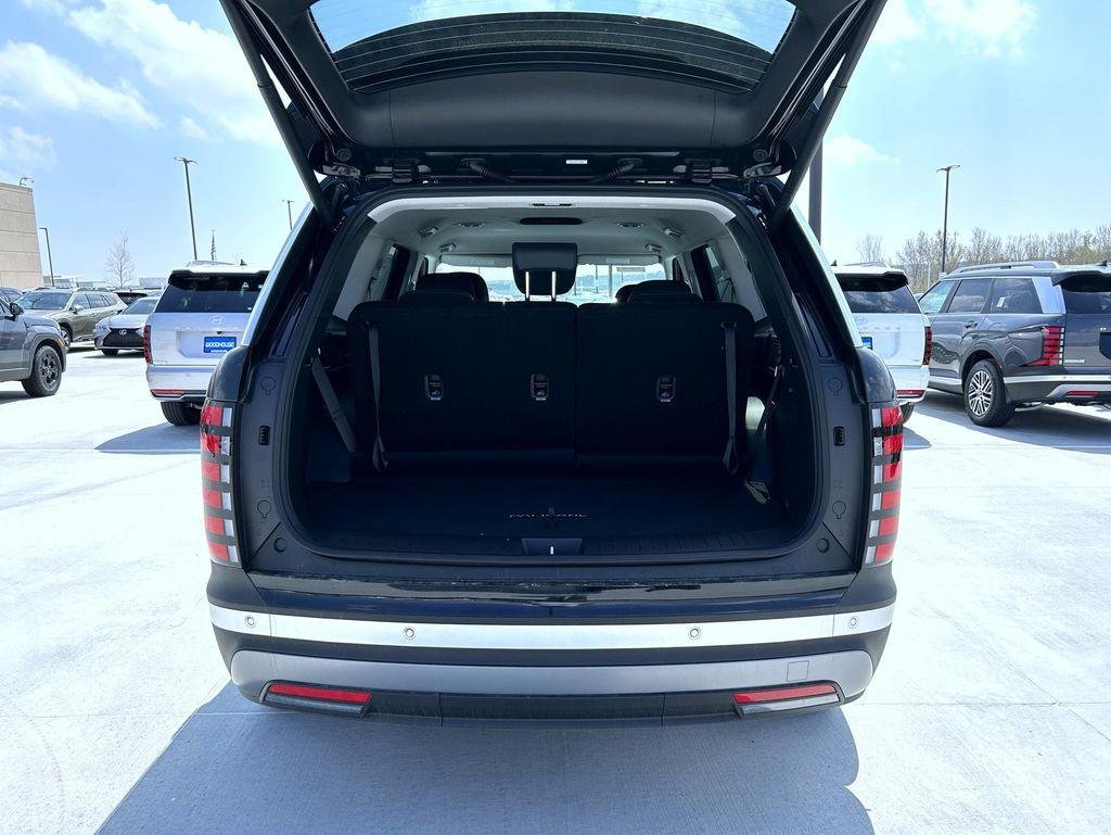 New 2026 Black Hyundai SEL AWD image 9