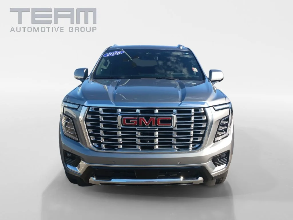 Used 2025 Sterling Metallic GMC Denali image 2