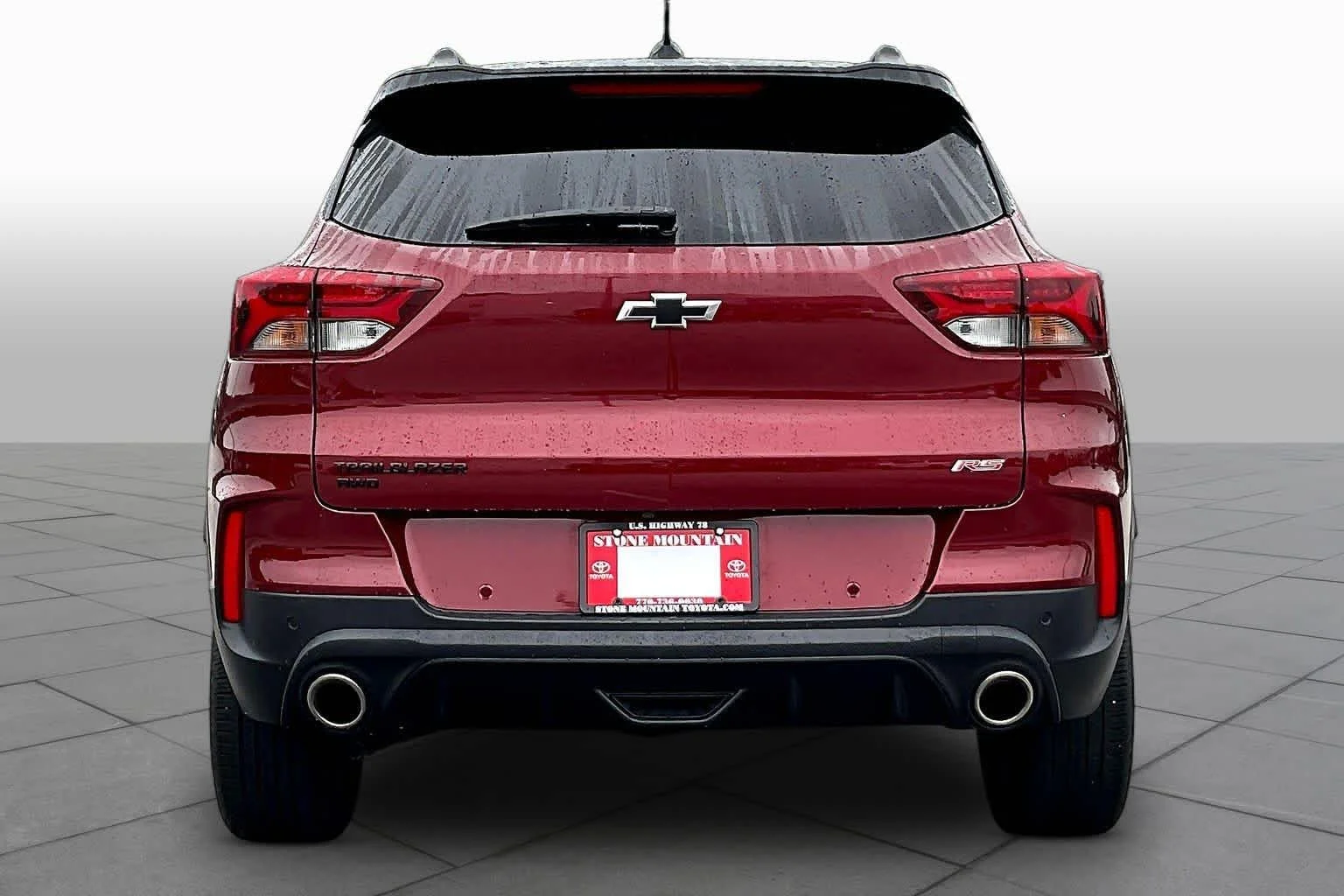 Used 2023 Crimson Metallic Chevrolet RS image 9