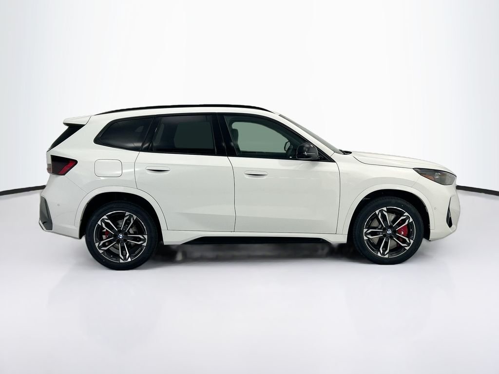 New 2026 Alpine White BMW xDrive28i image 4