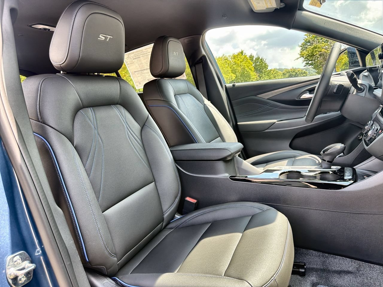2026 Buick Envista Sport Touring - Photo 23