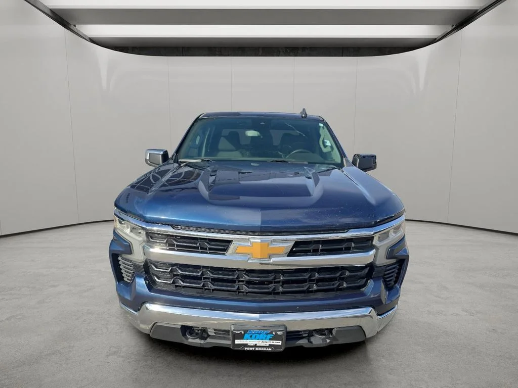 Used 2022 Northsky Blue Metallic Chevrolet LT image 8