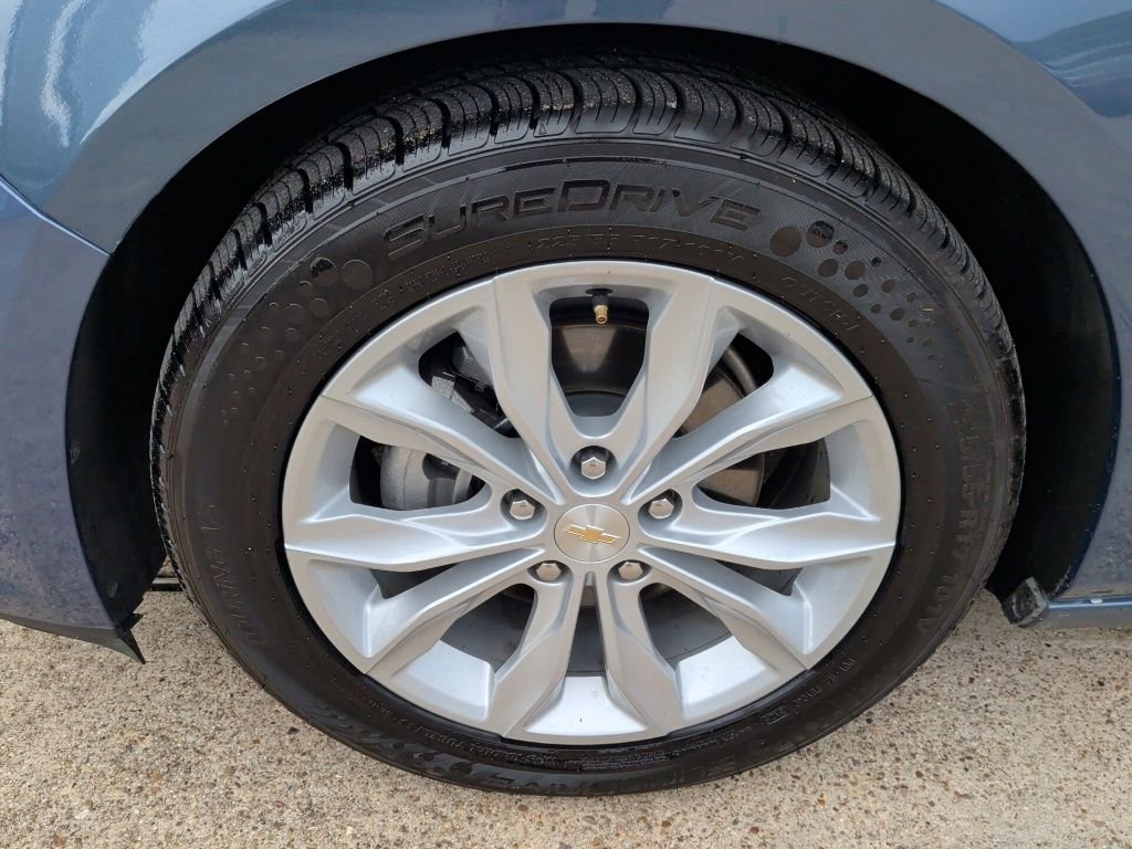 Used 2025 Blue Chevrolet LT image 41