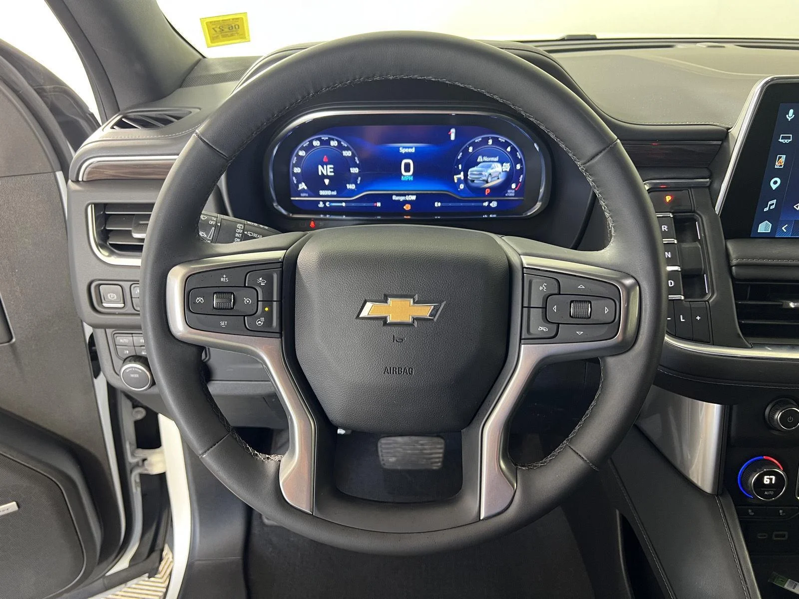 Used 2023 Summit White Chevrolet LT image 10