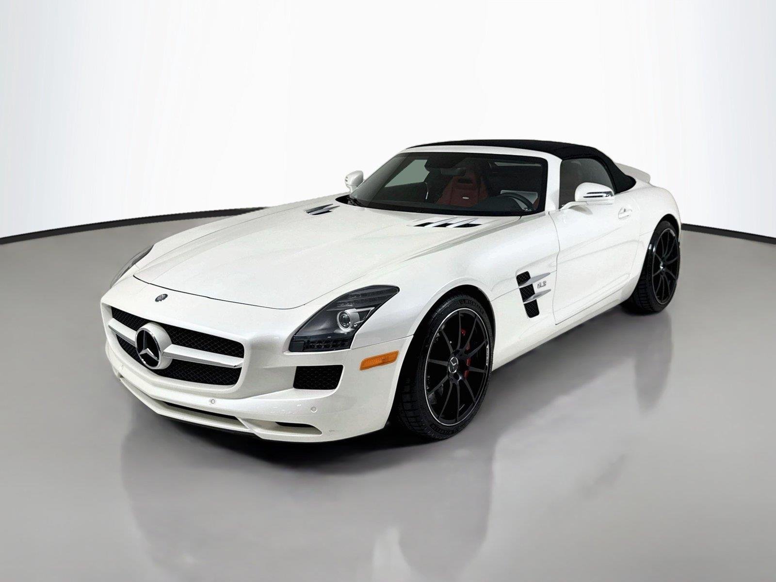 Used 2012 designo Mystic White II Mercedes-Benz SLS AMG® image 53