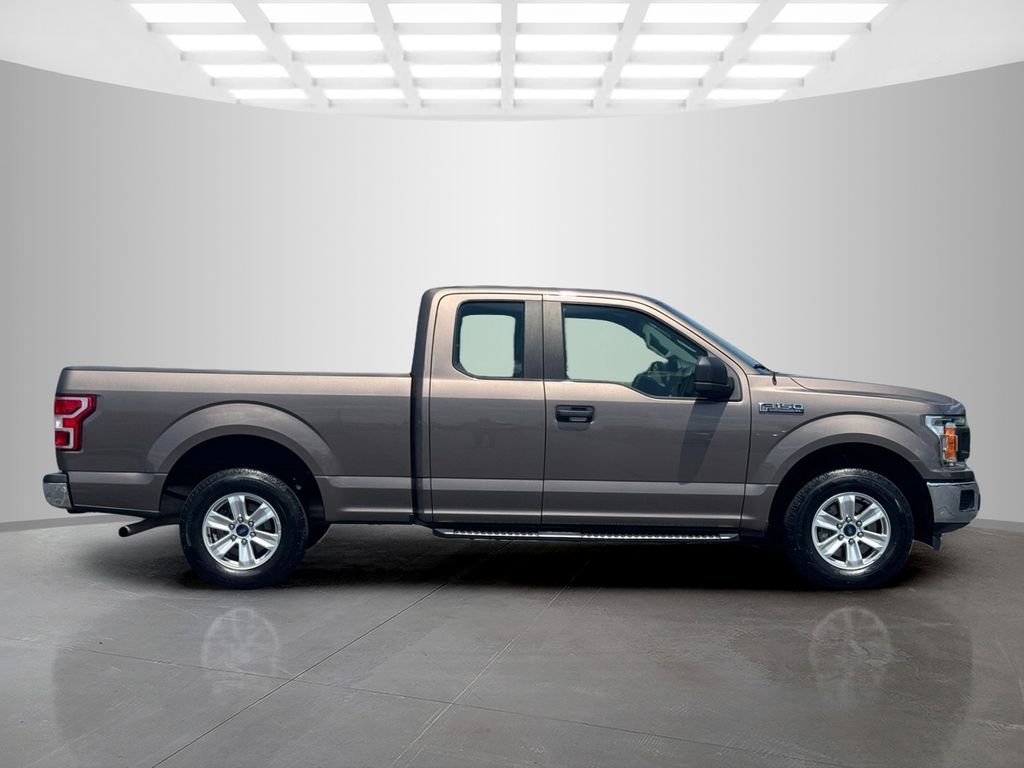 Used 2018 Gray Ford XL image 6