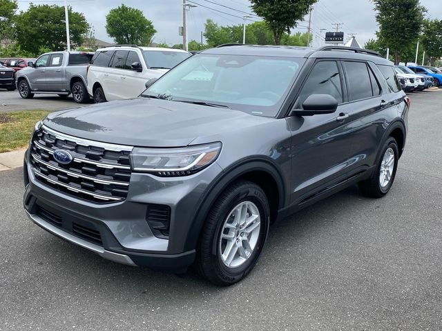 New 2026 Gray Ford Active image 3