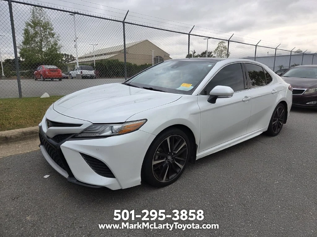 Used 2018 Beige Toyota XSE image 10
