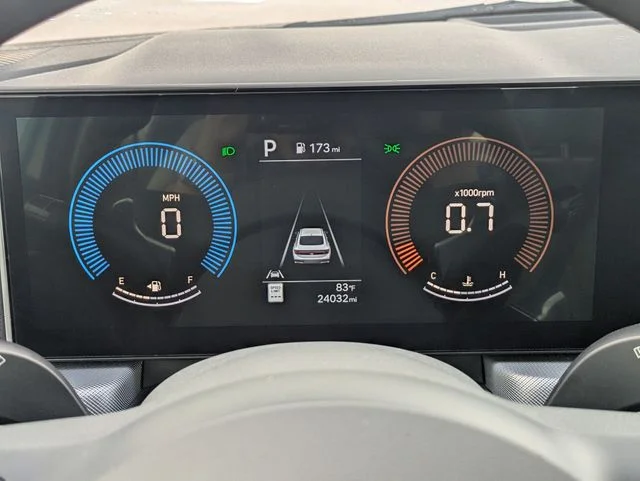 Used 2025 Silver Hyundai SEL image 14