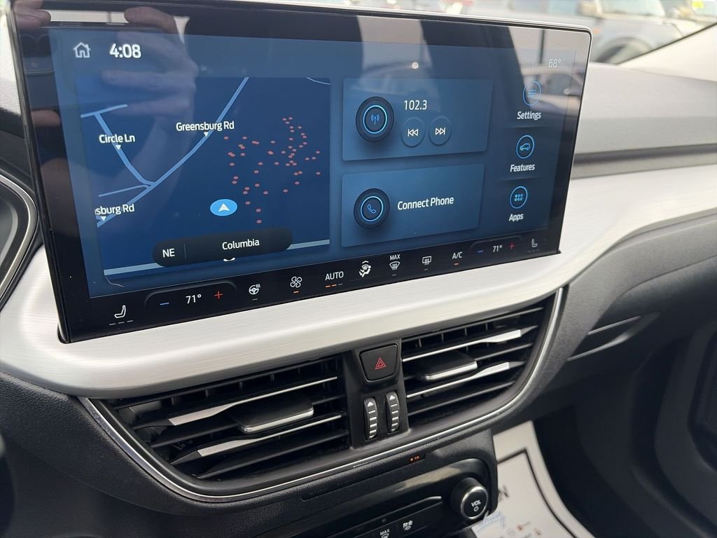 Used 2025  Ford Platinum image 16
