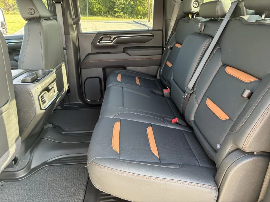 Used 2024 Summit White GMC AT4 image 20